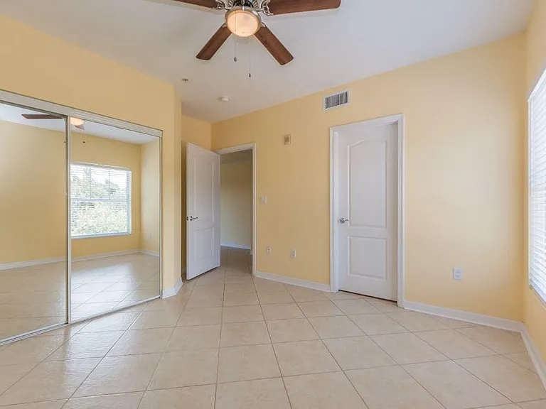 5080 Fairways Cir #G301 — Photo 16