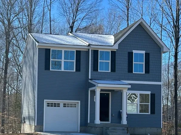 243 Highgate Dr, Hartfield, VA 23071