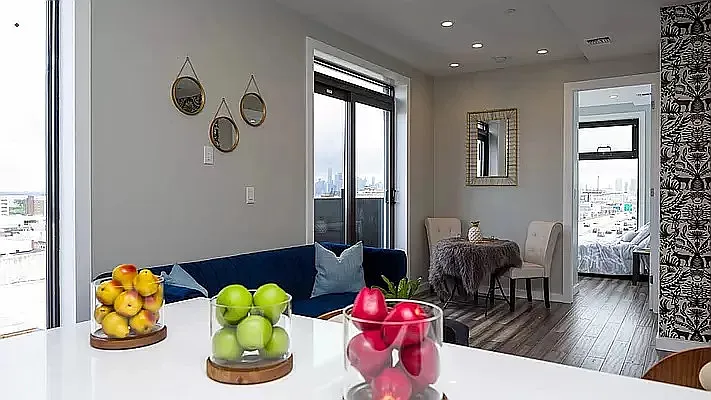 Rented by Safdie Realty Group | media 5