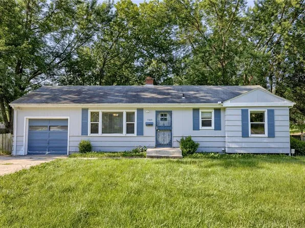 11003 E 60th Ter, Raytown, MO 64133