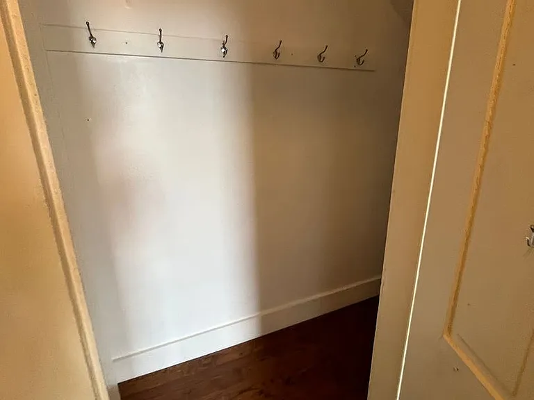 348 S Morton St — Photo 26