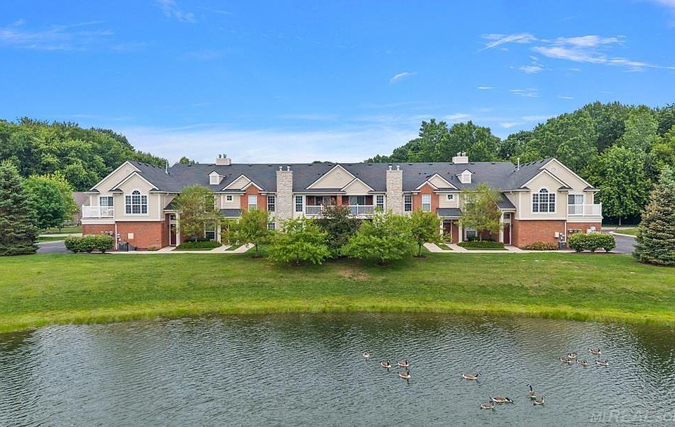 1st image of 28228 Oakmonte Cir