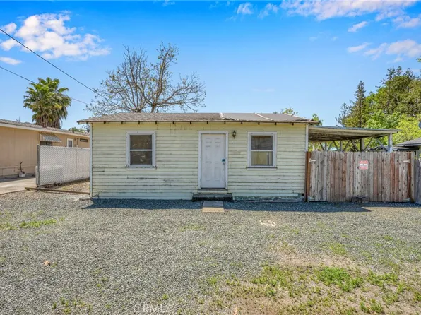5867 Grove St, Lucerne, CA 95458