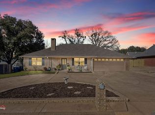 1912 Castlegate Dr, Henderson, TX 75654