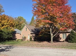 1060 Jefferson Ct, Newburgh, IN 47630
