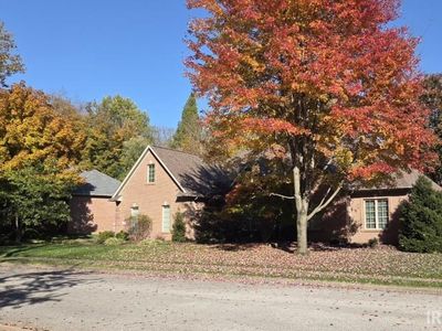 1060 Jefferson Ct, Newburgh, IN, 47630