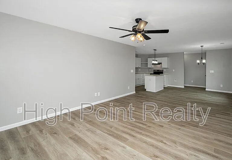 85 Smith Glen Dr — Photo 31