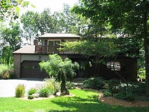 1st image of 13894 Woodsedge Ct NW