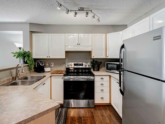 5th image of 5106-604 8th St SW #5106