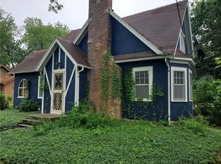 813 S Maguire St, Warrensburg, MO 64093