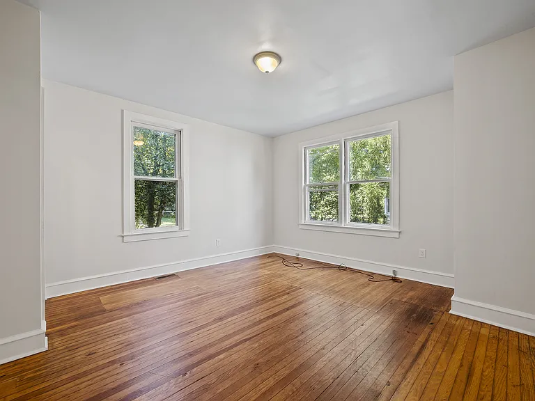 34-36 S Woodland Ave #34 — Photo 9