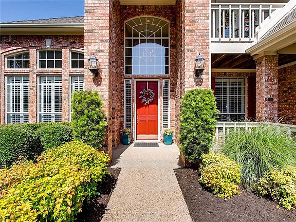 4th image of 1700 Winding Hollow Ln