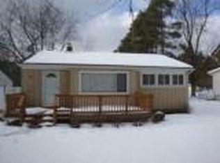 876 Hilberg St, Oxford, MI