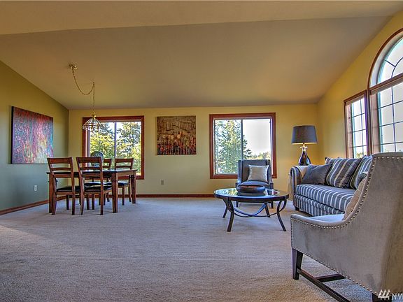 4th image of 7520 83rd Ave NE