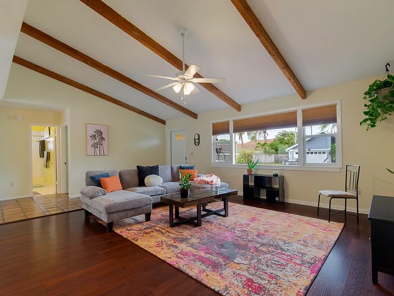 6130 Francis St — Photo 14
