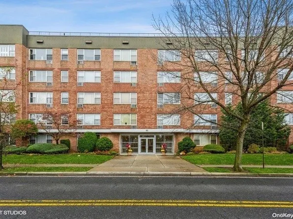 280 Guy Lombardo Avenue #2B, Freeport, NY 11520