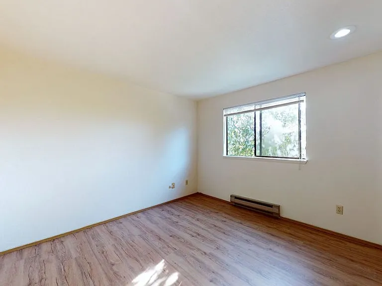 Seattle North Apartments — Photo 69