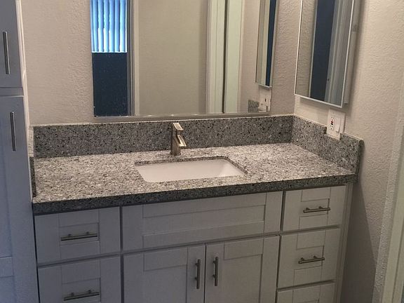 4th image of 3511 42nd St #5