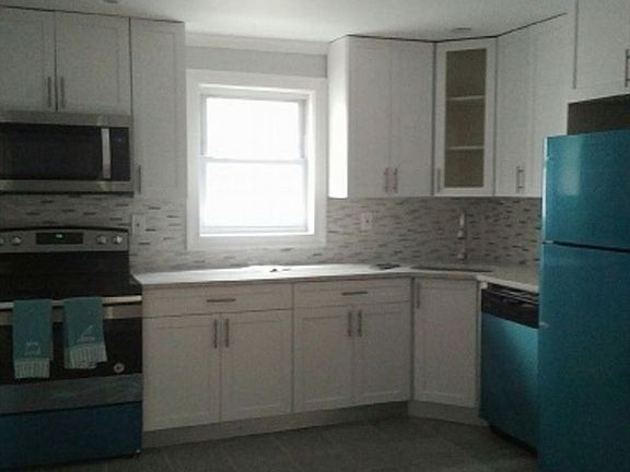 4th image of 17807 130th Ave #1