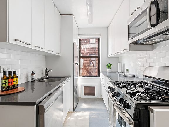 2nd image of 2866 Marion Ave APT 5J