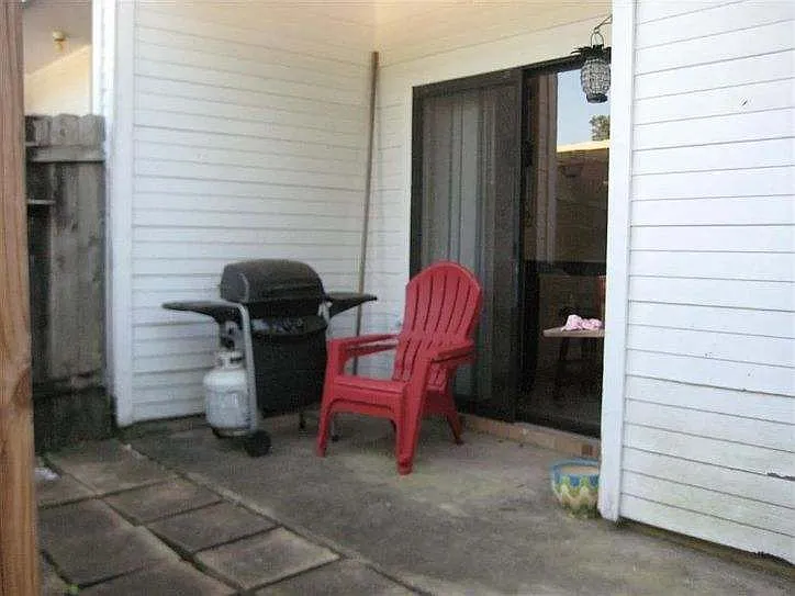 1620 Wellington Pl #502 — Photo 3