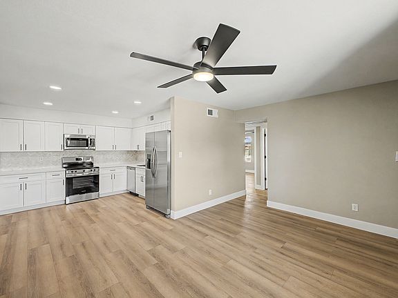 5th image of 3675 S Roosevelt St