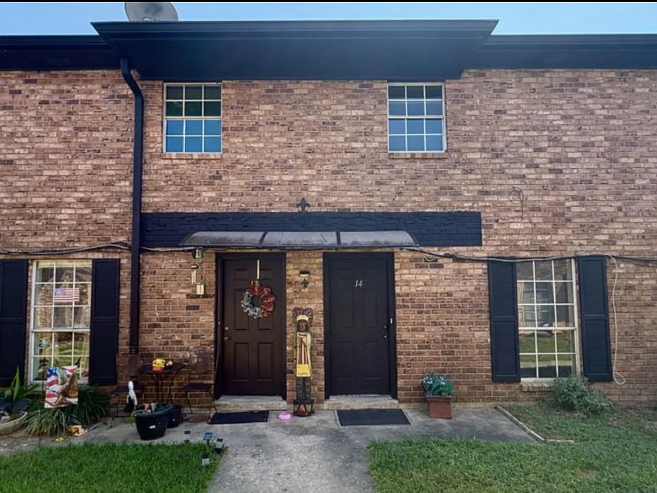 4101 Delaware Ave #14