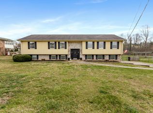 2712 Saint Lawrence Rd, Chattanooga, TN 37421