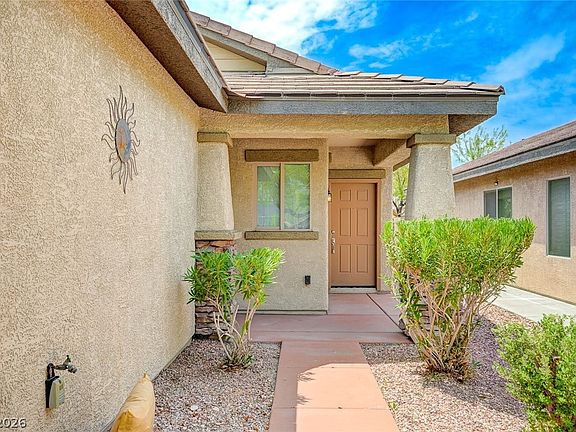 2nd image of 5977 Falconer Ave