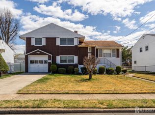 6 Ginda Ave, Carteret, NJ 07008