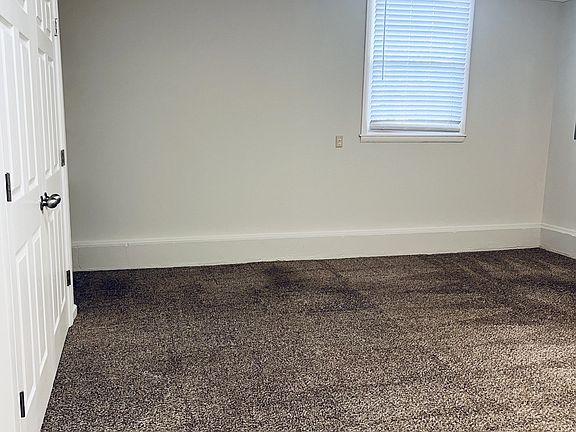5th image of 3802 Crickett Ln
