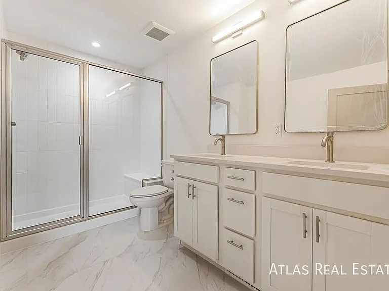 2740 W 2nd Ave — Photo 8