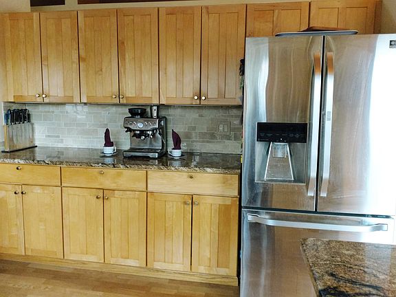 5th image of 2504 Sheffield Cir N