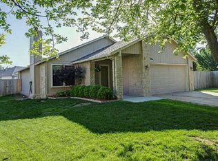 2606 E Princeton Ct, Broken Arrow, OK 74014