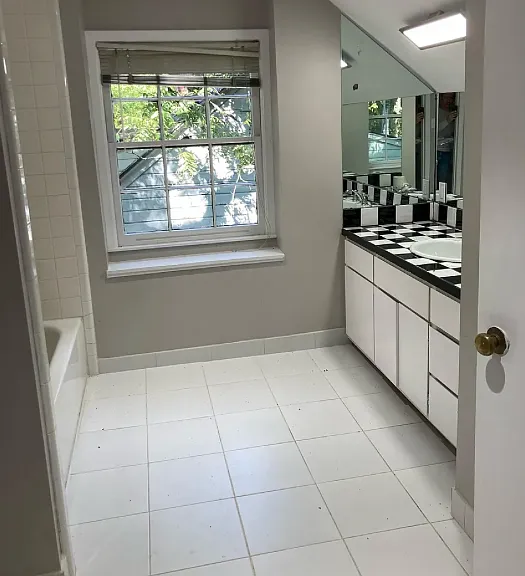 640 Plymouth St — Photo 14
