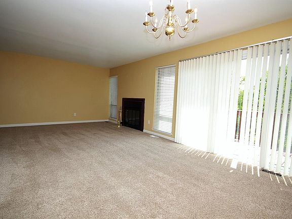 3rd image of 8305 Coppernail Way #15-4