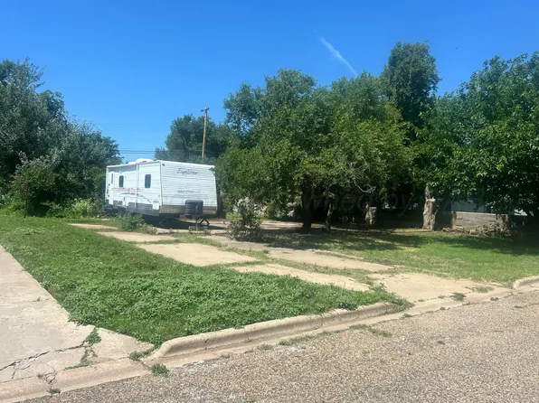 426 Santa Fe St, Borger, TX 79007