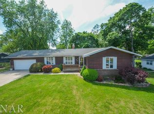 1103 Maple St, Bloomington, IL 61701