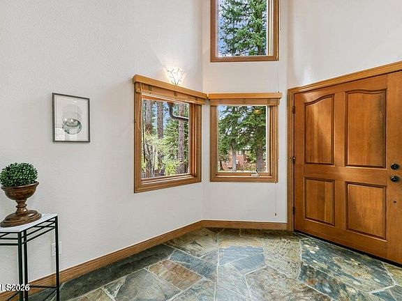 5th image of 293 Cedar Dr