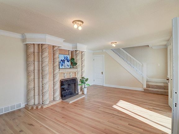 5th image of 37821 N Douglas Ln