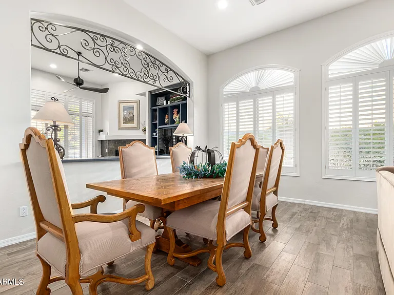 10602 E Blanche Dr — Photo 6