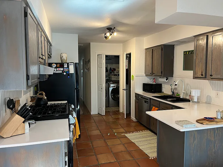 5803 W Gate Blvd #B — Photo 21