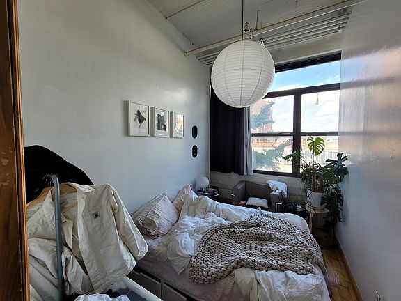 4th image of 9 White St APT 203