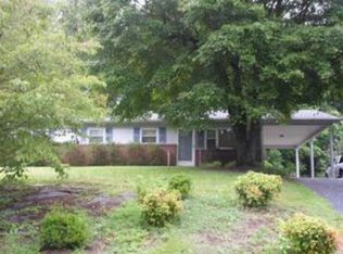 476 Covington Ln, Ridgeway, VA 24148