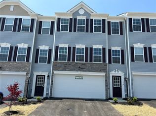 168 Lockheed Dr, Coraopolis, PA 15108