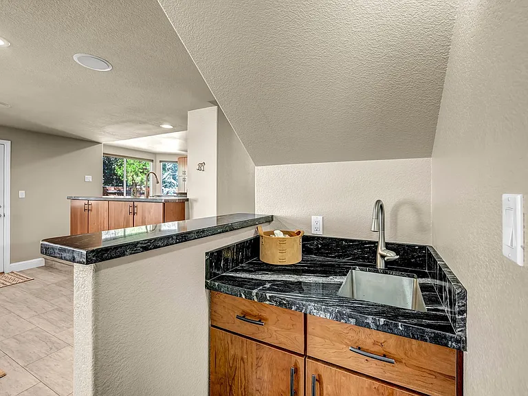 5045 Pradera St — Photo 11