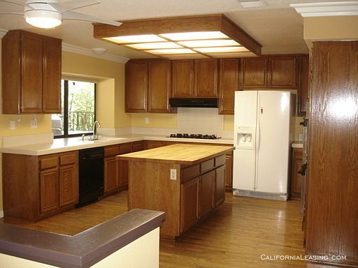 3rd image of 24137 Creekside Dr