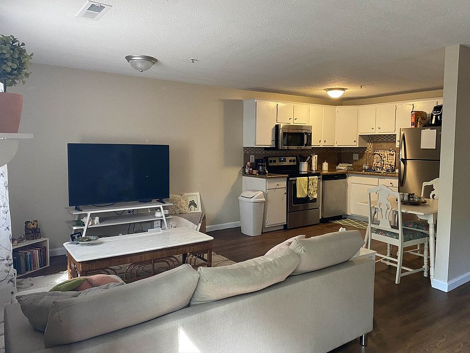 807 Elmwood Dr Hudson, NH, 03051 Apartments for Rent Zillow