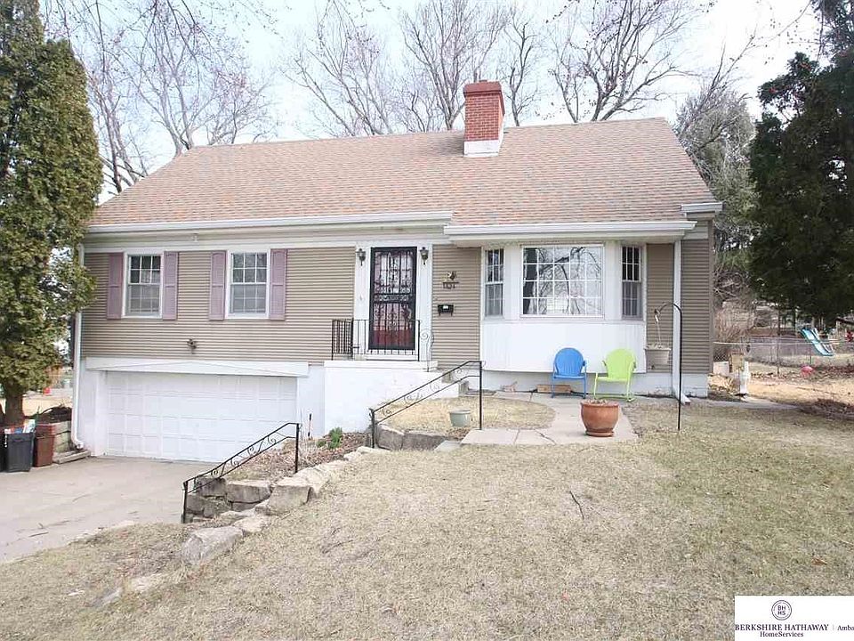 1st image of 7624 Windsor Dr