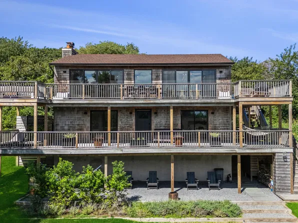 24 S Durham Rd, Montauk, NY 11954
